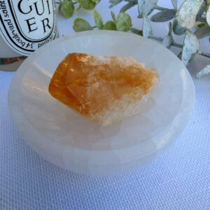 raw-citrine-the-stone-of-abundance-joy